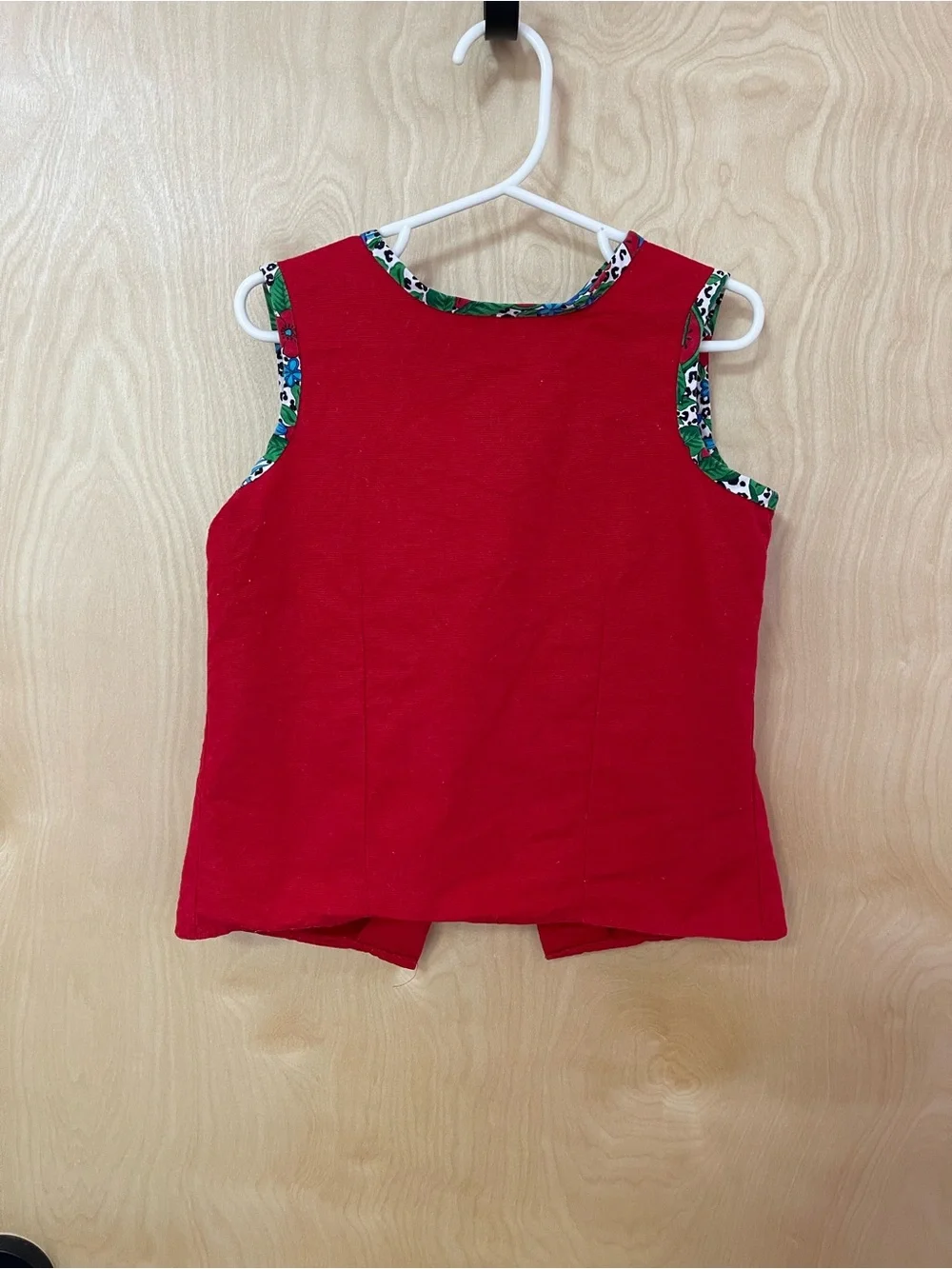 Vintage set by Catherine Rebecca Red Sleeveless Top with Floral Skirt Set